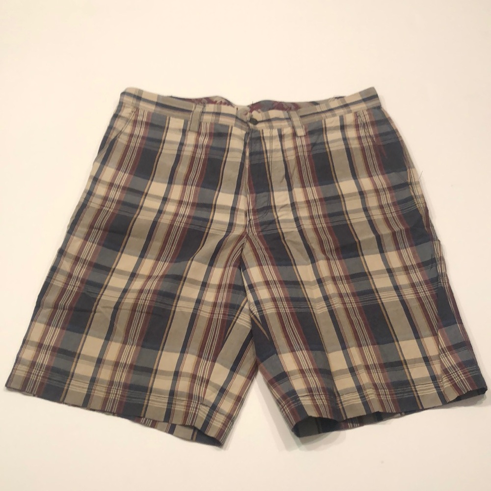 Tommy Bahama Plaid Shorts 34